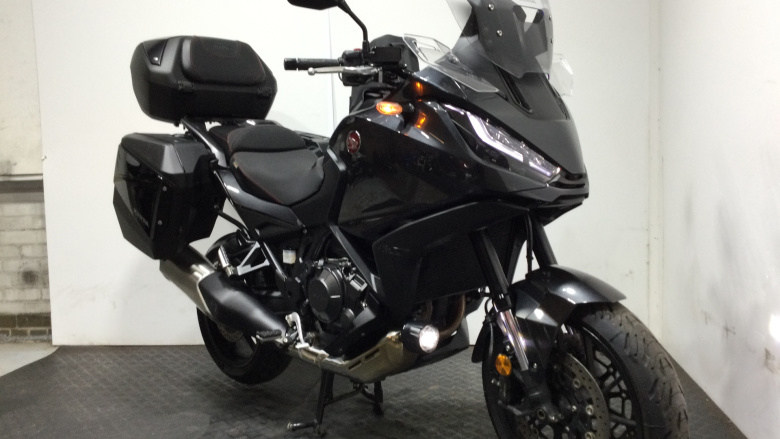 (23MY) Honda NT1100 Manual